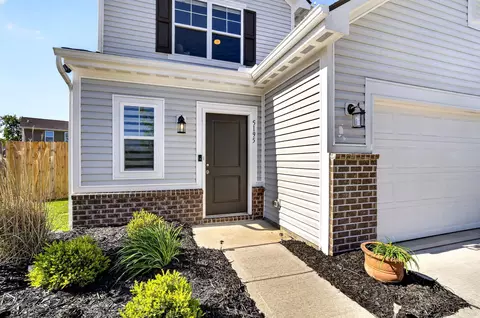Exterior - 5195 Burton Dr, Springfield, OH 45503 photo 5 of 11