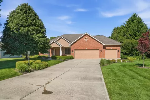 1952 Barnhart Rd, Troy, OH 45373