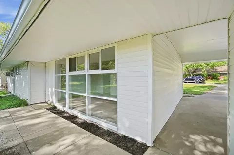 Exterior - 1663-1665 Brentwood Dr, Springfield, OH 45503 photo 11 of 11