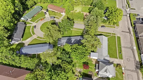 View/Area - 1663-1665 Brentwood Dr, Springfield, OH 45503 photo 4 of 5
