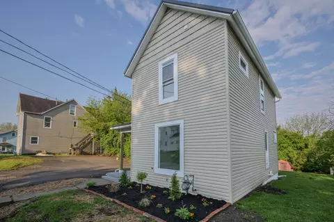 314 N High St, Urbana, OH 43078