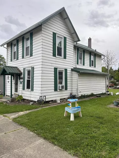 118 Jefferson St, Saint Paris, OH 43072