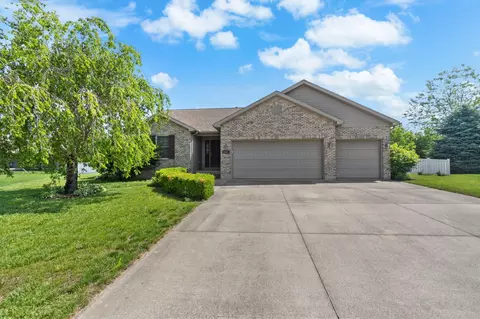 665 King Richard Ct, Troy, OH 45373