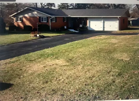 2665 Northbourne Dr, Springfield, OH 45506