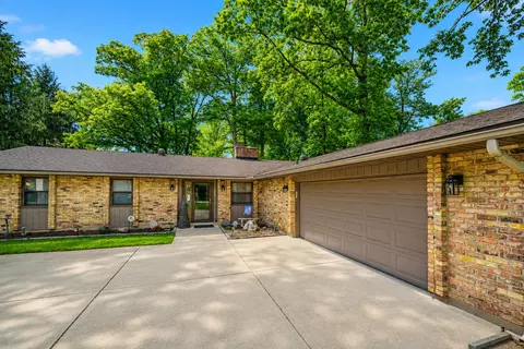 2693 Ehrhart Dr, Springfield, OH 45502