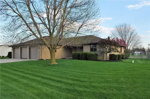 6572 Beaver Creek Dr, Celina, OH 45822