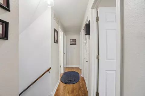 Entry Way - 4170 Johnson Rd, Springfield, OH 45502 photo 4 of 4