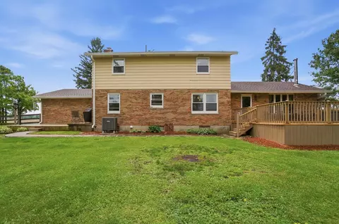 Exterior - 4170 Johnson Rd, Springfield, OH 45502 photo 5 of 21