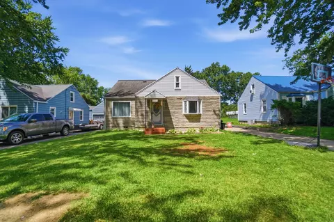 706 Radcliffe St, Lima, OH 45804