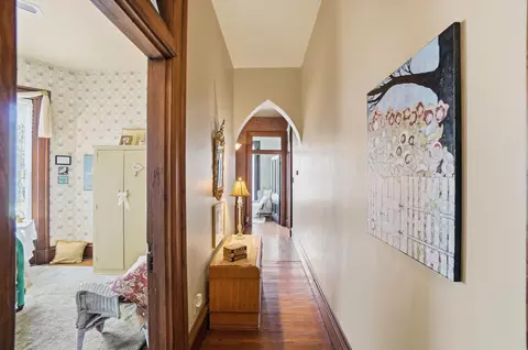Entry Way - 329 S Plum St, Springfield, OH 45506 photo 3 of 4