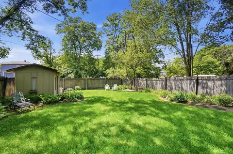 Exterior - 329 S Plum St, Springfield, OH 45506 photo 2 of 9