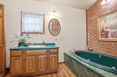 Bath - 329 S Plum St, Springfield, OH 45506 photo 1 of 5