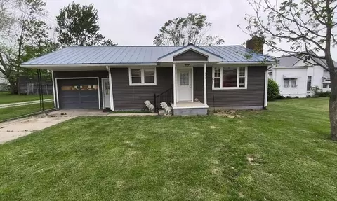 116 Drake St, Mendon, OH 45862