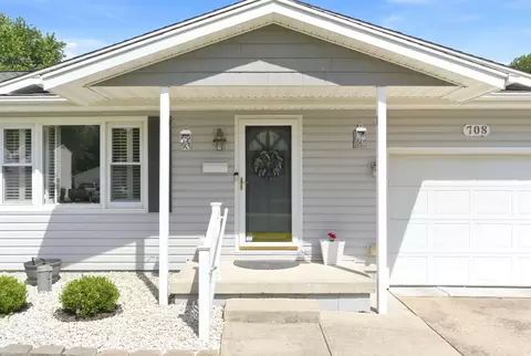 Exterior - 708 Lawnview Ave, Springfield, OH 45505 photo 3 of 13