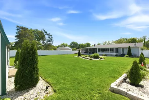 Exterior - 708 Lawnview Ave, Springfield, OH 45505 photo 10 of 13
