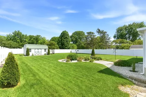 Exterior - 708 Lawnview Ave, Springfield, OH 45505 photo 9 of 13