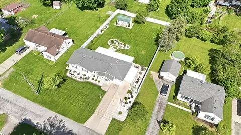 View/Area - 708 Lawnview Ave, Springfield, OH 45505 photo 2 of 6