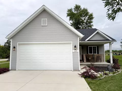 103 S Green St, Mendon, OH 45862