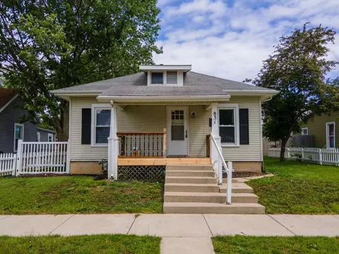 831 Jefferson St, Troy, OH 45373