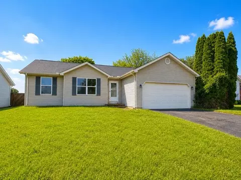 512 Section Line Dr, South Charleston, OH 45368