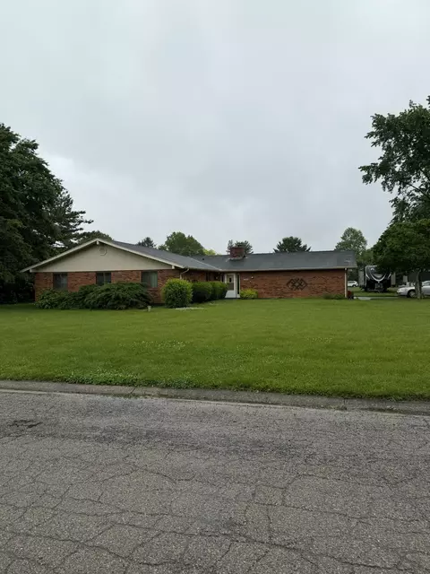 5655 Bradley Dr, Tipp City, OH 45371
