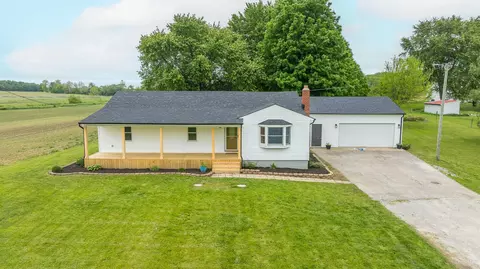 1525 E Peterson Rd, Piqua, OH 45356