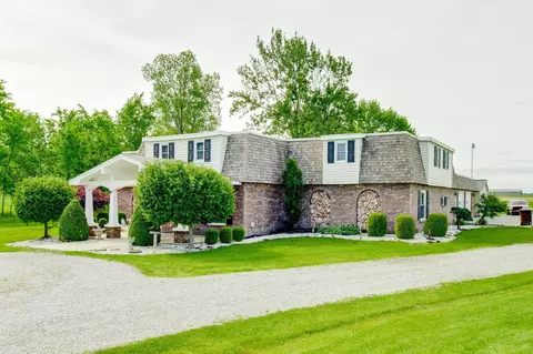 Exterior - 14846 Lock 2 Rd, Botkins, OH 45306 photo 2 of 9