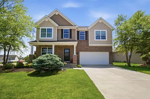 2604 Sunset Maple Dr, Tipp City, OH 45371