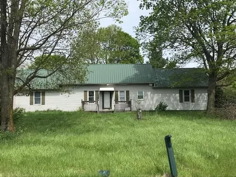17587 Buckland Holden Rd, Wapakoneta, OH 45895