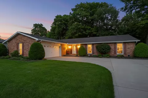 1348 Westwood Dr, Sidney, OH 45365