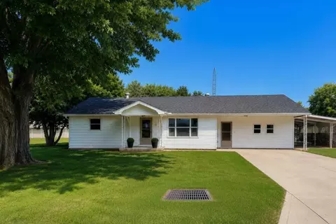 631 Baughman St, Ansonia, OH 45303