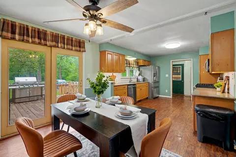 Dining - 2591 Old Springfield Rd, Springfield, OH 45502 photo 3 of 3