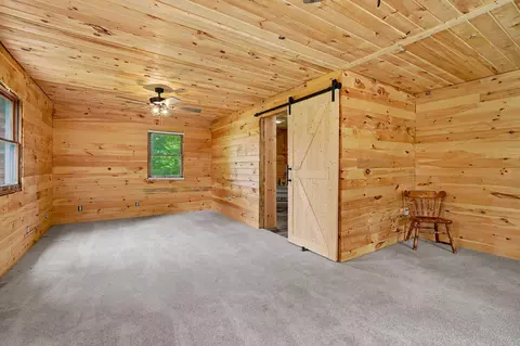 Bedroom - 2591 Old Springfield Rd, Springfield, OH 45502 photo 1 of 6