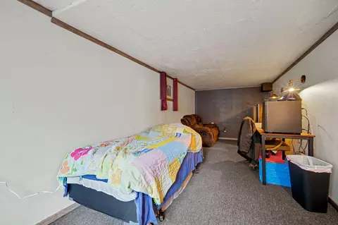Bedroom - 115 W Possum Rd, Springfield, OH 45506 photo 2 of 6