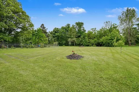 Exterior - 115 W Possum Rd, Springfield, OH 45506 photo 19 of 21