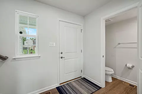 Entry Way - 157 Cresting Rd, Fairborn, OH 45324 photo 2 of 6