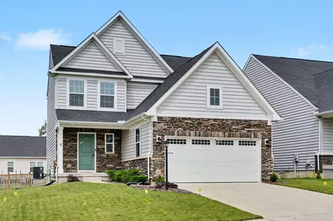 157 Cresting Rd, Fairborn, OH 45324