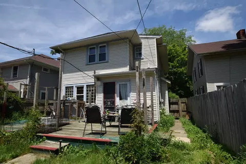 Exterior - 705 E Cassilly St, Springfield, OH 45503 photo 5 of 8
