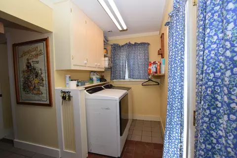 Other - 705 E Cassilly St, Springfield, OH 45503 photo 2 of 7