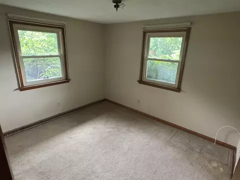 Bedroom - 254 Oakridge Dr, Springfield, OH 45504 photo 1 of 2