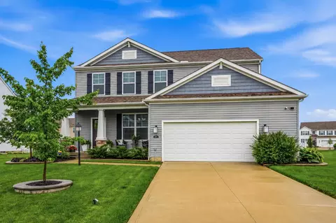 1275 Meadow View Dr, Marysville, OH 43040