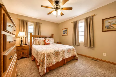 Bedroom - 4401 Mumper Rd, Springfield, OH 45502 photo 1 of 5