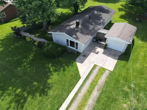 Exterior - 29 Gordon Rd, Springfield, OH 45504 photo 9 of 10