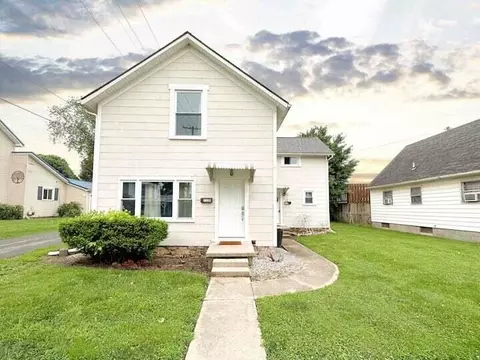 112 W Carter Ave, Bellefontaine, OH 43311