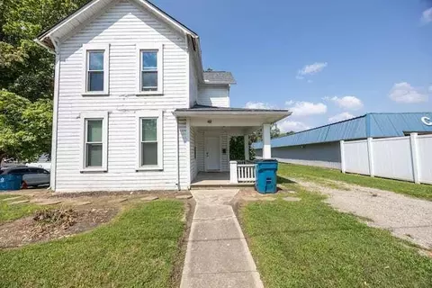 728 S Main St, Bellefontaine, OH 43311