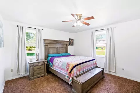 Bedroom - 431 Meadow Ln, Springfield, OH 45505 photo 4 of 5