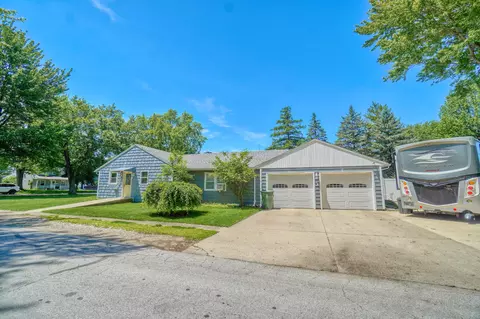 Exterior - 302 Doering St, Sidney, OH 45365 photo 5 of 13