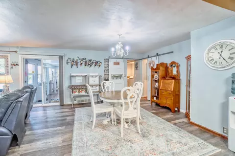 Dining - 302 Doering St, Sidney, OH 45365 photo 2 of 3