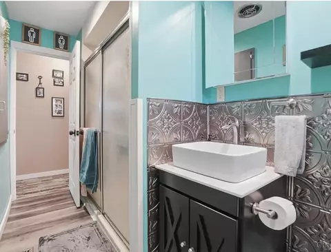 Bath - 1621 Park St, Sidney, OH 45365 photo 1 of 1