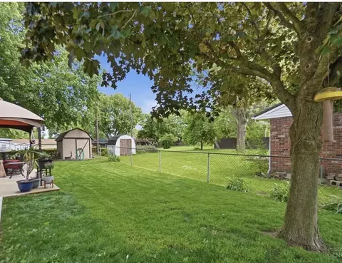 Exterior - 1621 Park St, Sidney, OH 45365 photo 5 of 5